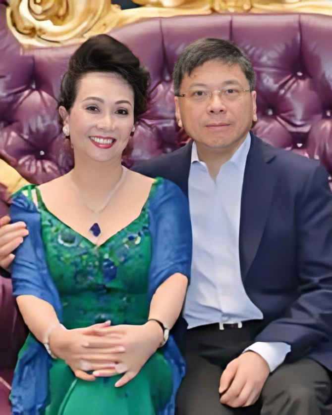 Truong My Lan with husband Eric Chu Nap Kee